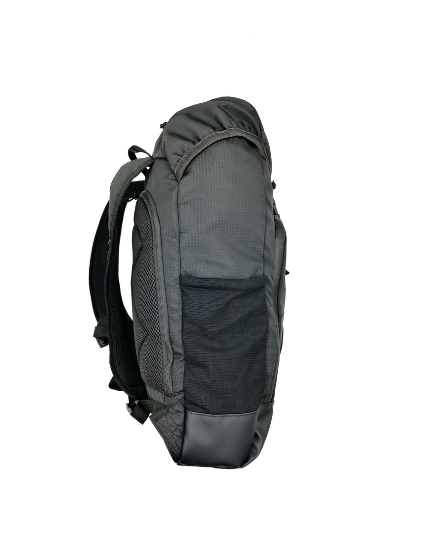 (image for) Generous Utility Backpack, 20 L